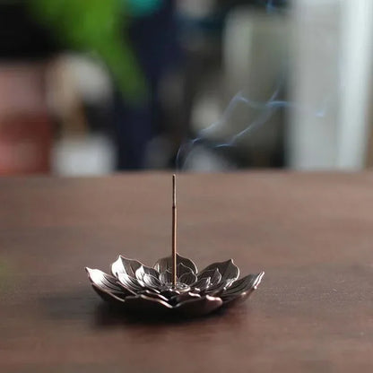 Support à Encens Lotus Perforé – Plateau Zen pour Bâtons & Bois de Santal